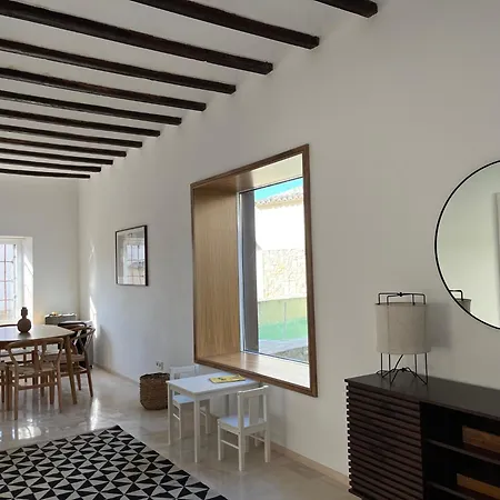 Casa Con Jardin Y Piscina En Vakantiehuis