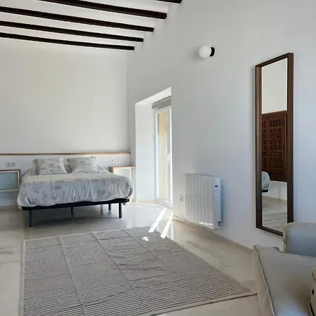 Casa Con Jardin Y Piscina En