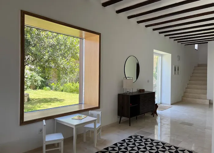 Holiday home Casa Con Jardin Y Piscina En *