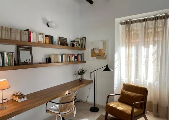 Casa Con Jardin Y Piscina En *