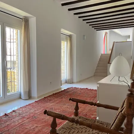 Casa Con Jardin Y Piscina En Ferienhaus