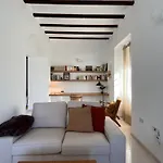 Holiday home Casa Con Jardin Y Piscina En *