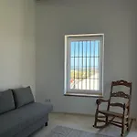 Casa Con Jardin Y Piscina En *