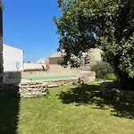 Holiday home Casa Con Jardin Y Piscina En Cordoba